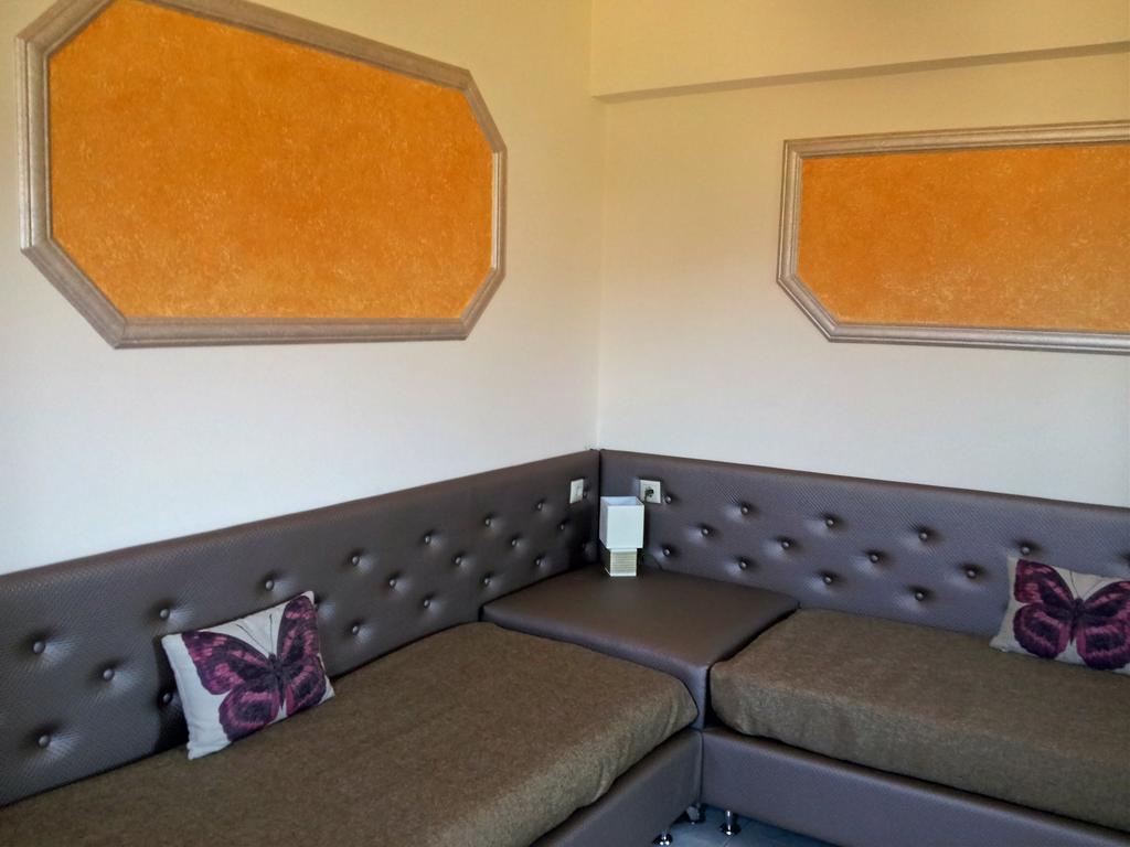 Cretan Family Apartments マリア エクステリア 写真