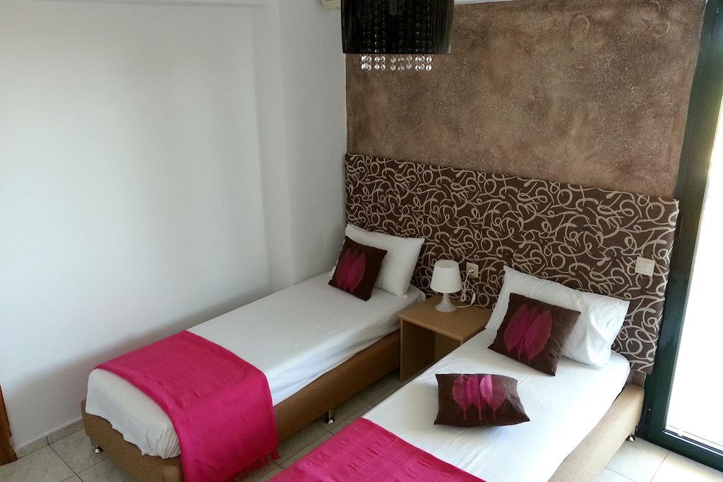 Cretan Family Apartments マリア エクステリア 写真